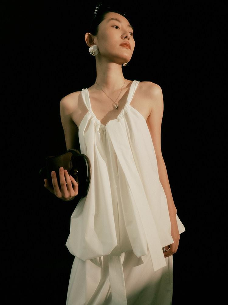 FUSSED Elegant White Cloud Bubble Pear Friendly Cami Women&