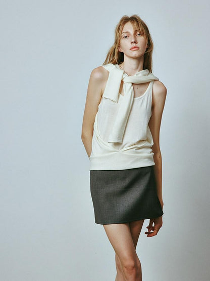 FUSSED Elegant White Fake Two Piece Knit Hooded Women&