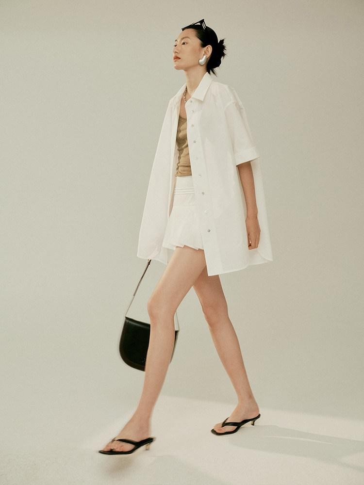 FUSSED Elegant White Oversized Turndown Collar Short Sleeve Women&
