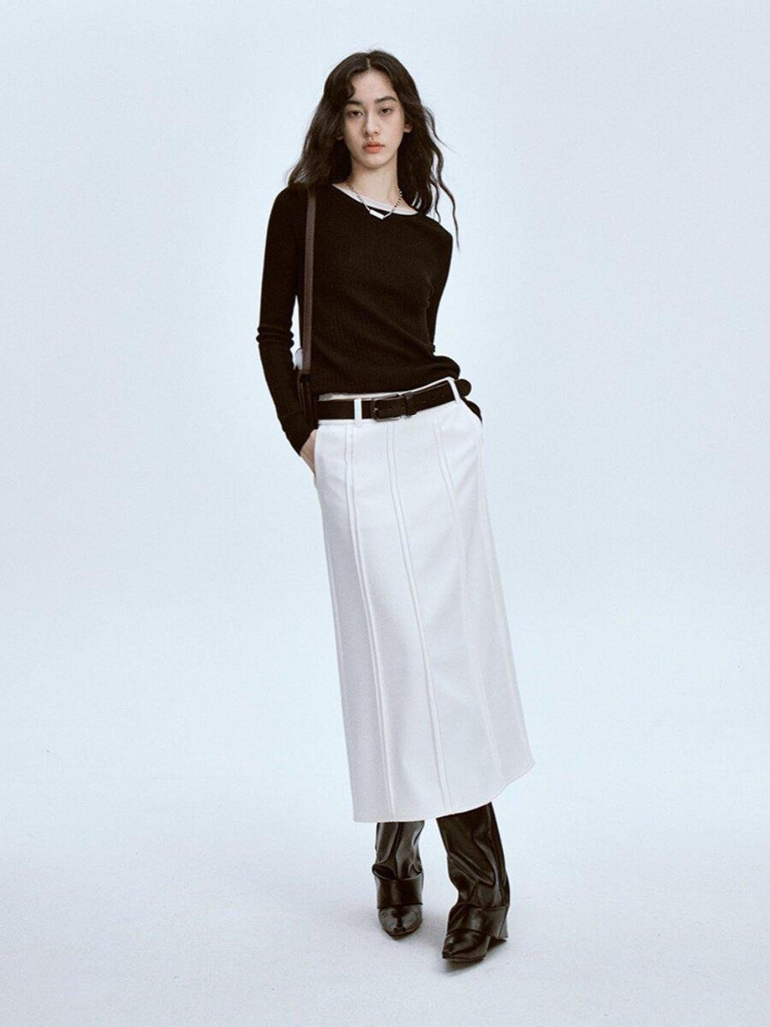 FUSSED Elegant White Pleated Back Slit A Line Women&
