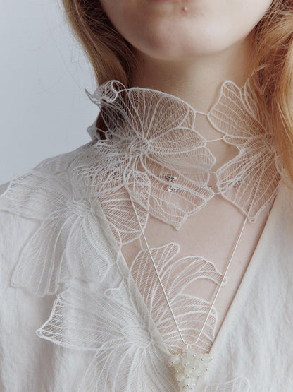 FUSSED Embossed Lace Layered Splice V-neck Women&