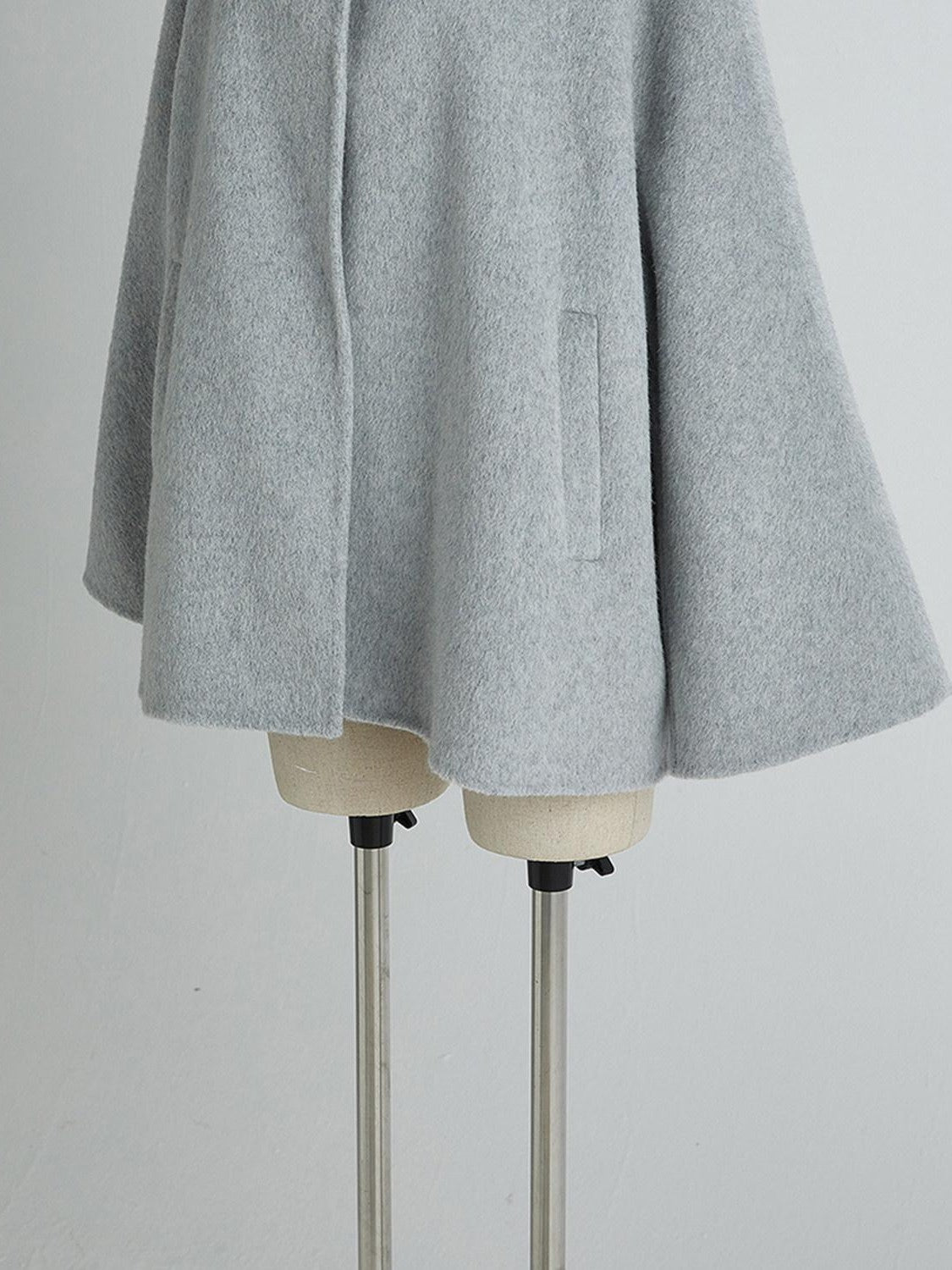FUSSED English Cape Dawn Gray Women&