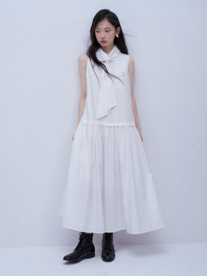 FUSSED Envelope White Scarf Collar Ruching Women&