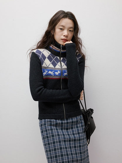 FUSSED_Fair_Isle_Running_Rabbit_Colorblock_Women&