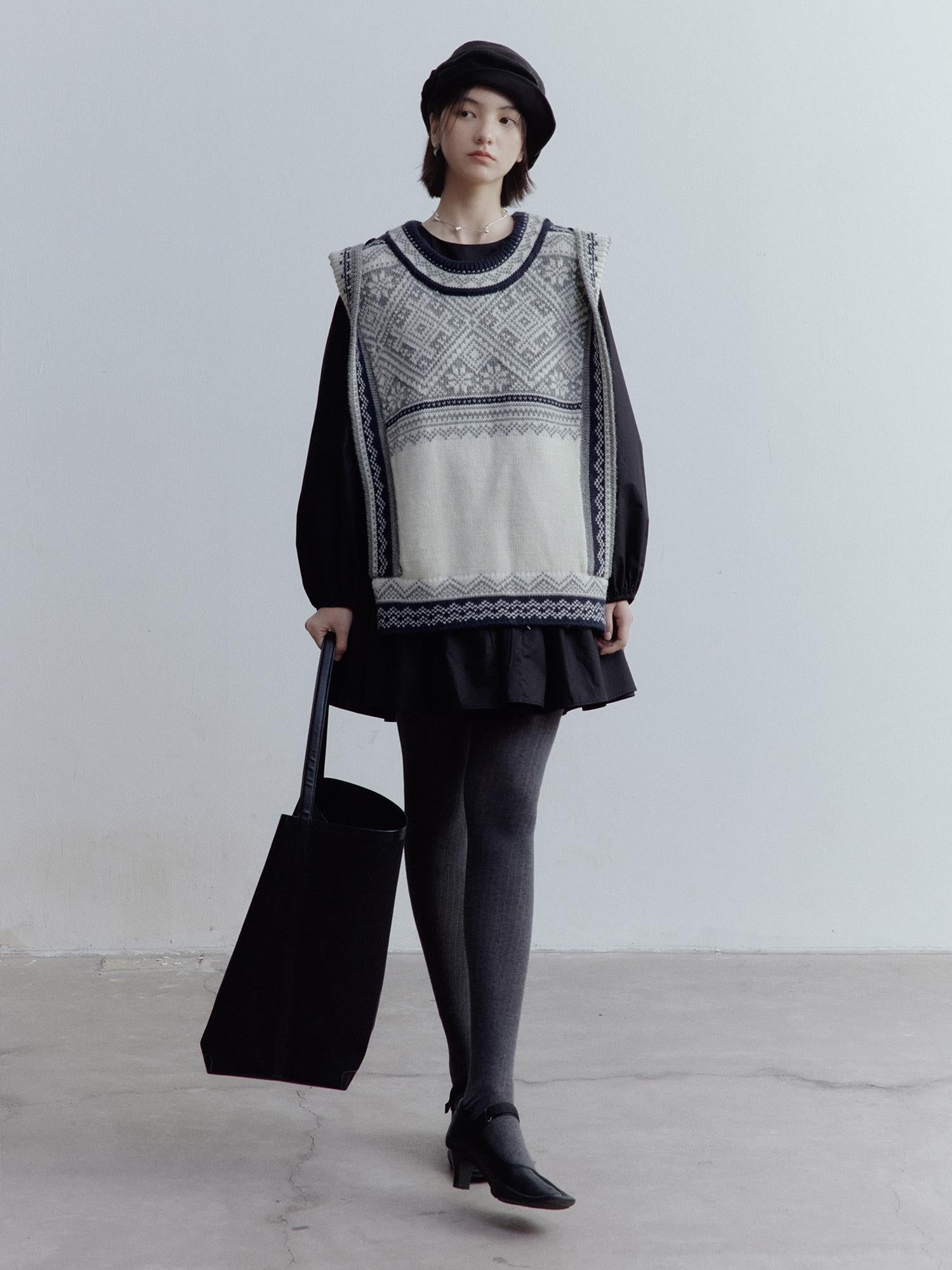 FUSSED Fair Isle Wool Vest Blue Grey Vintage Pattern Multi Way Wear V-neck T-shirt Long Sleeve