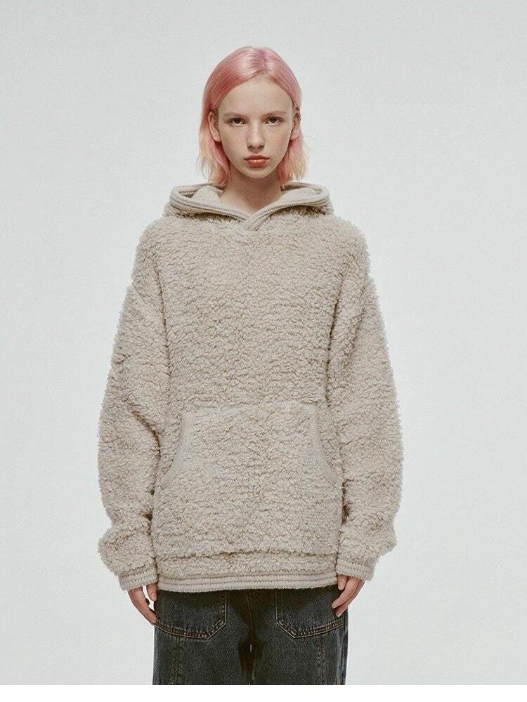 FUSSED Grey White Sheep Motif Hooked Boucle Women&