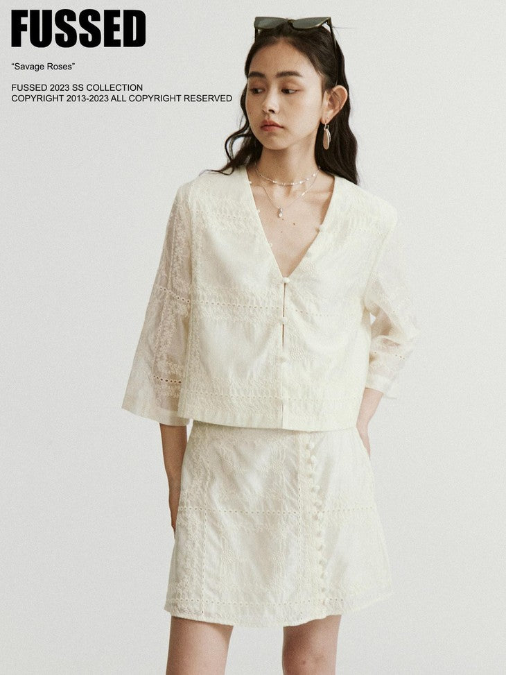 FUSSED Ivory Floral Embroidered French Embossed Women&