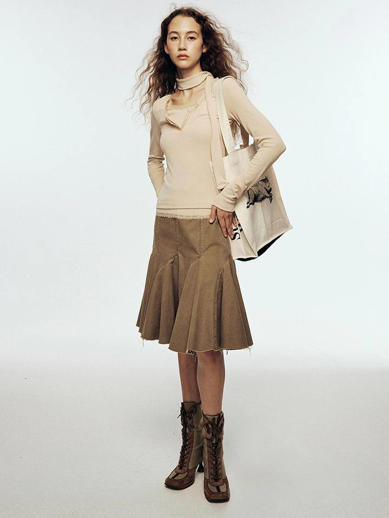 Lace Trimmed Ribbed Knit Top With Scarf