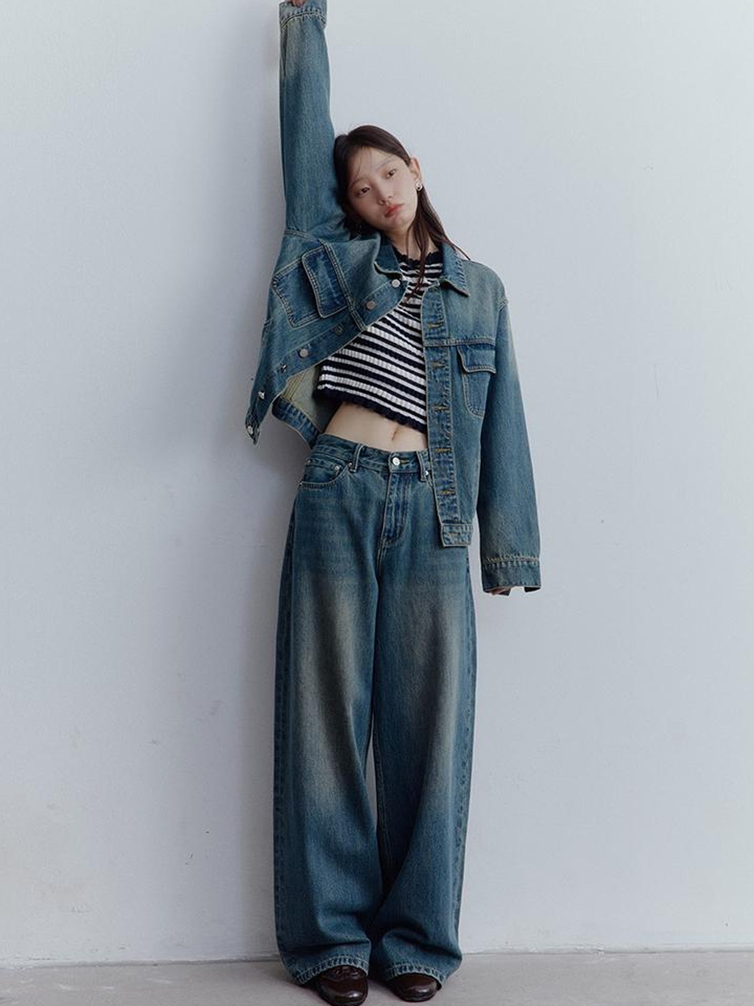 FUSSED Low Rise Vintage Blue Wide Leg Denim Jeans for Women