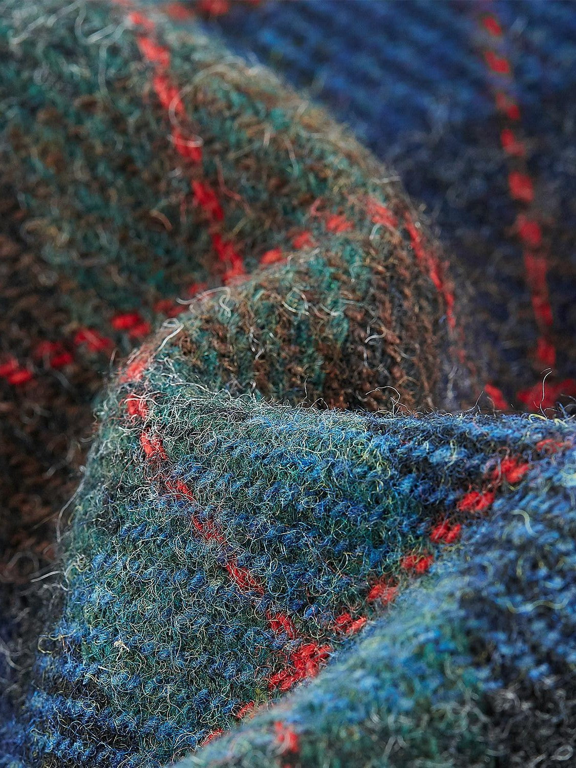 FUSSED Mesh Hem Splice Harris Plaid Women&