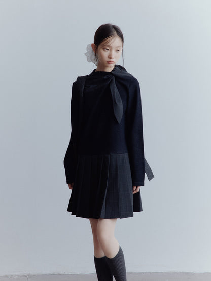 FUSSED_Meteorite_Gray_Deconstructed_Scarf_Pleat_Patch_Women&
