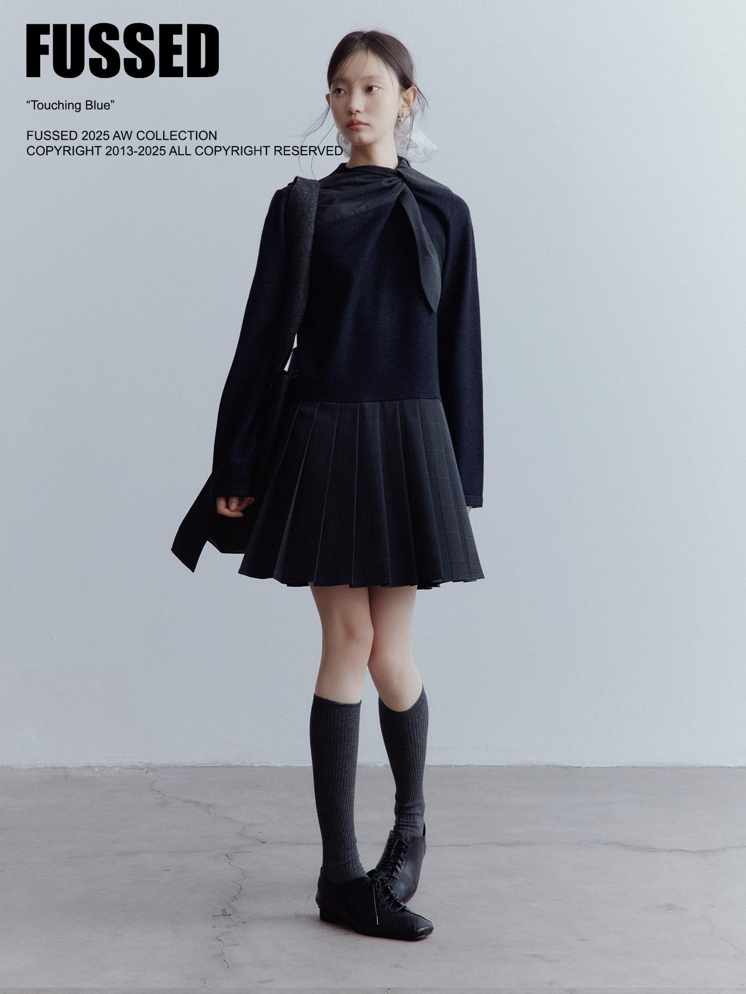FUSSED Meteorite Gray Deconstructed Scarf Pleat Patch Women&