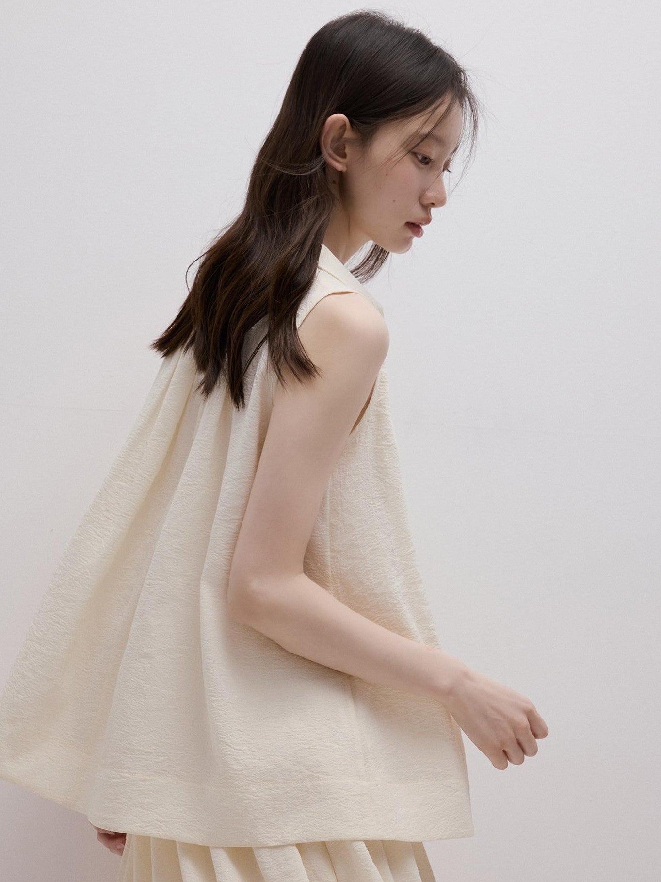 FUSSED Milk Mist White Bubble Layered Sleeveless Women&
