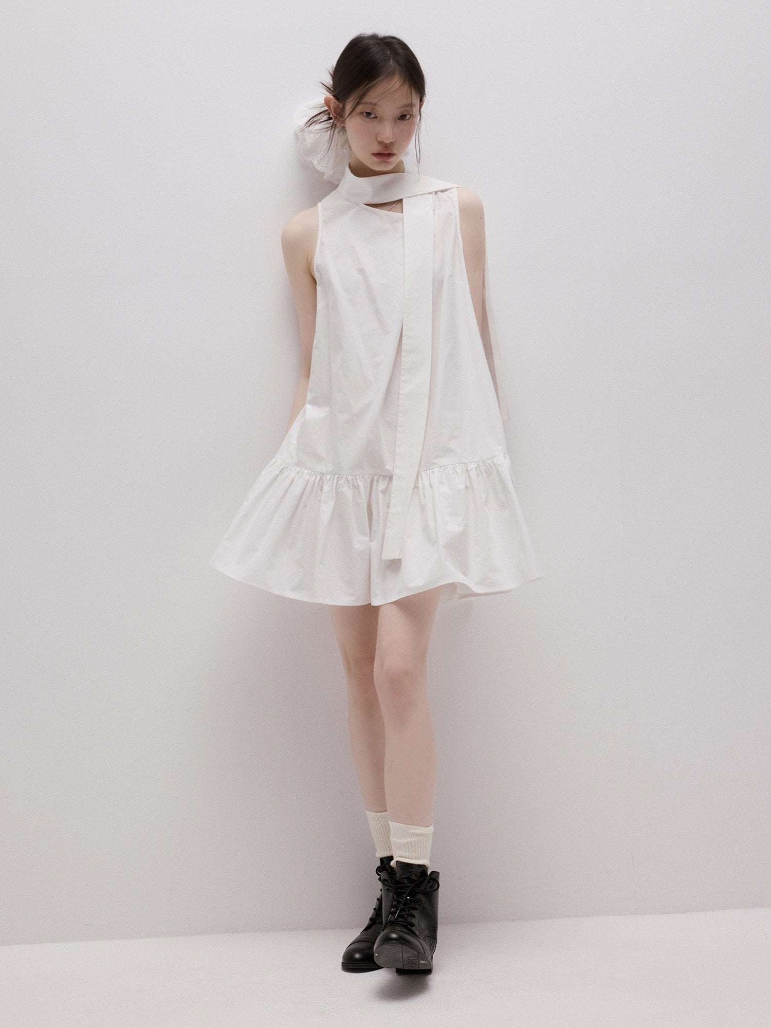 FUSSED_Mist_White_Layered_3d_Ribbon_Tie_A_Line_Women&