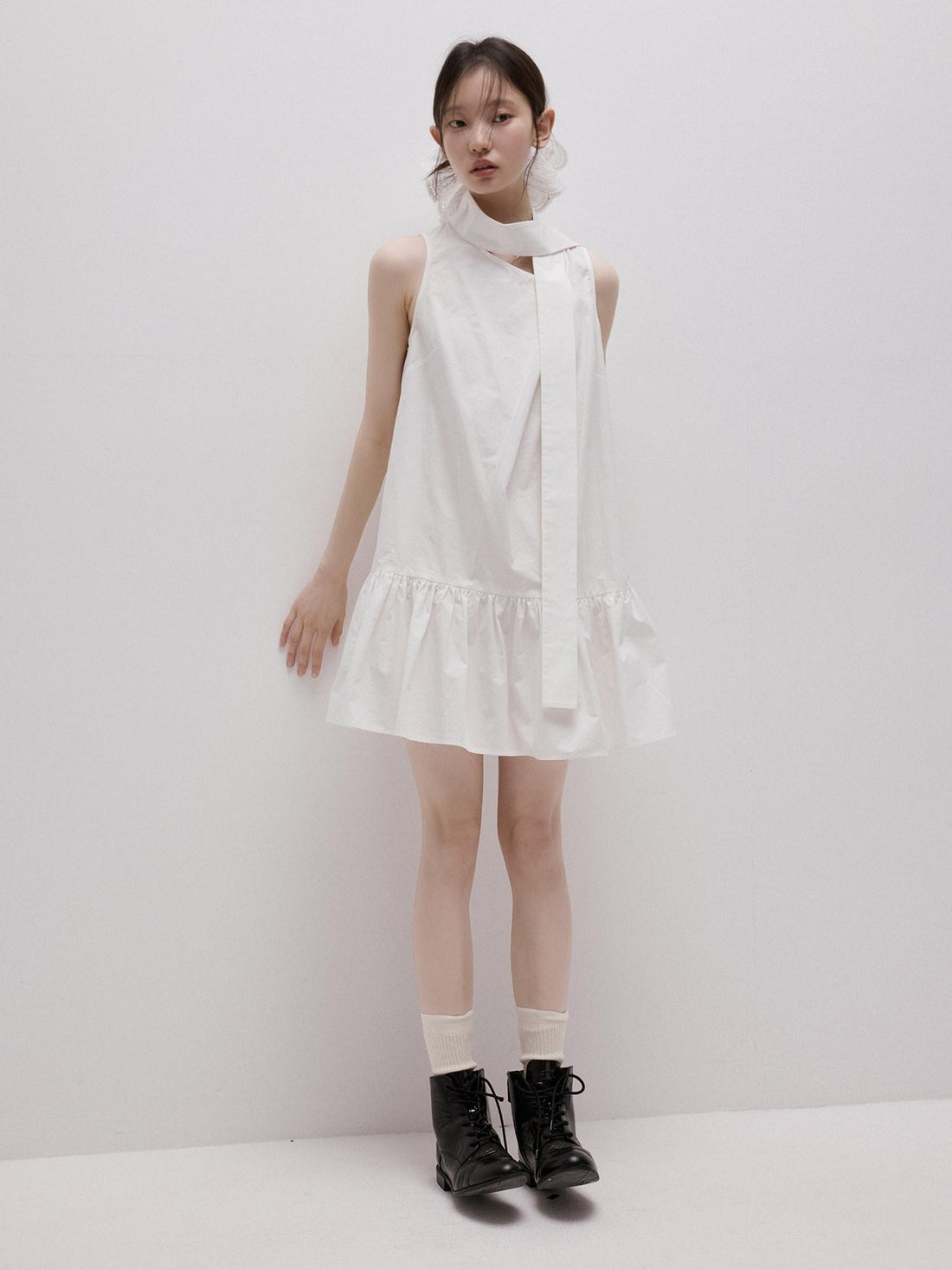 FUSSED Mist White Layered 3d Ribbon Tie A Line Women&