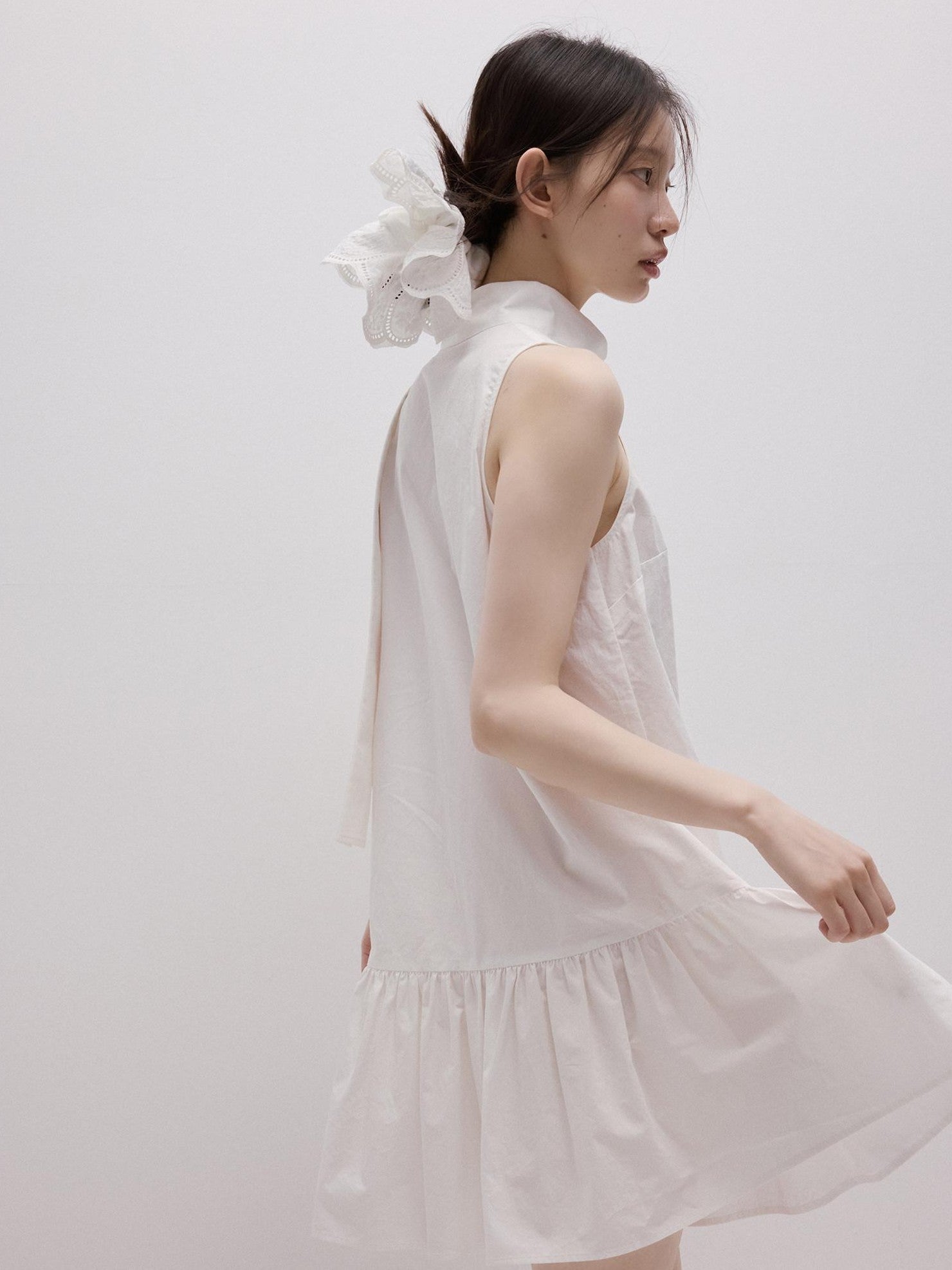 FUSSED Mist White Layered 3d Ribbon Tie A Line Women&
