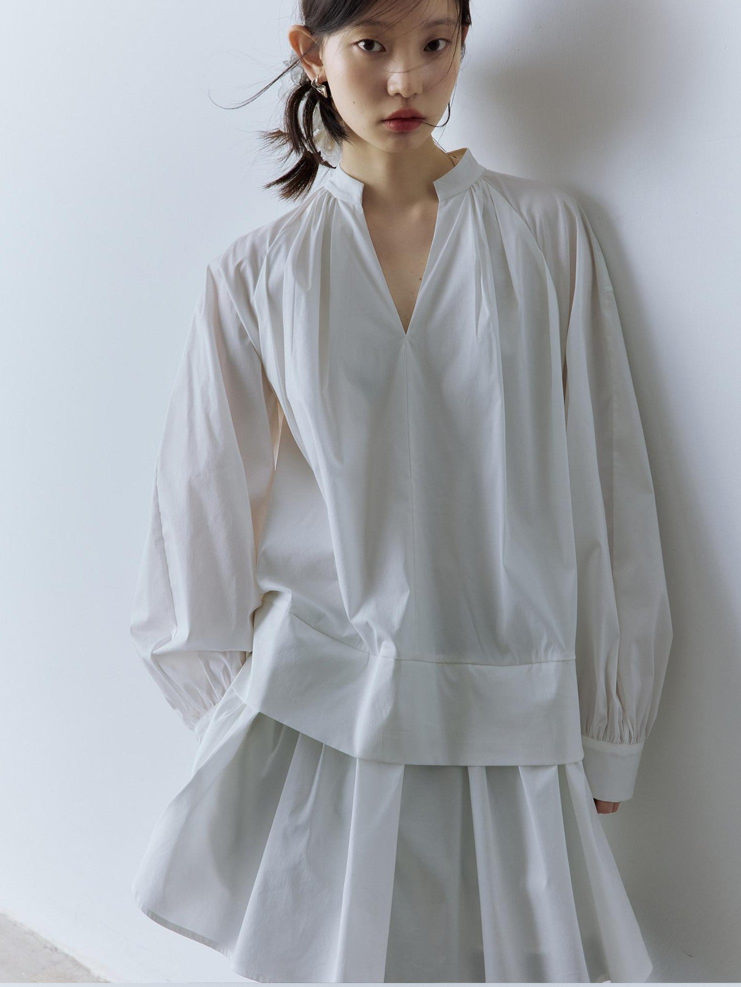 FUSSED Mist White Layered V-neck Women&