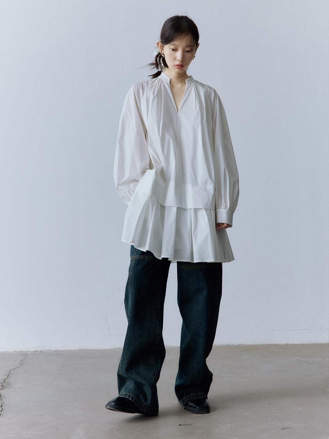 FUSSED Mist White Layered V-neck Women&