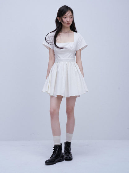 FUSSED Mist White Square Neck Spliced Waist Women&