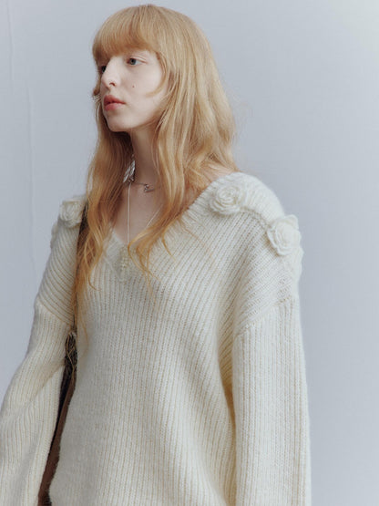 FUSSED Misty Snowflake Hand Crochet Floral V-neck Women&