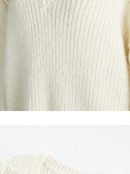 FUSSED Misty Snowflake Hand Crochet Floral V-neck Women&