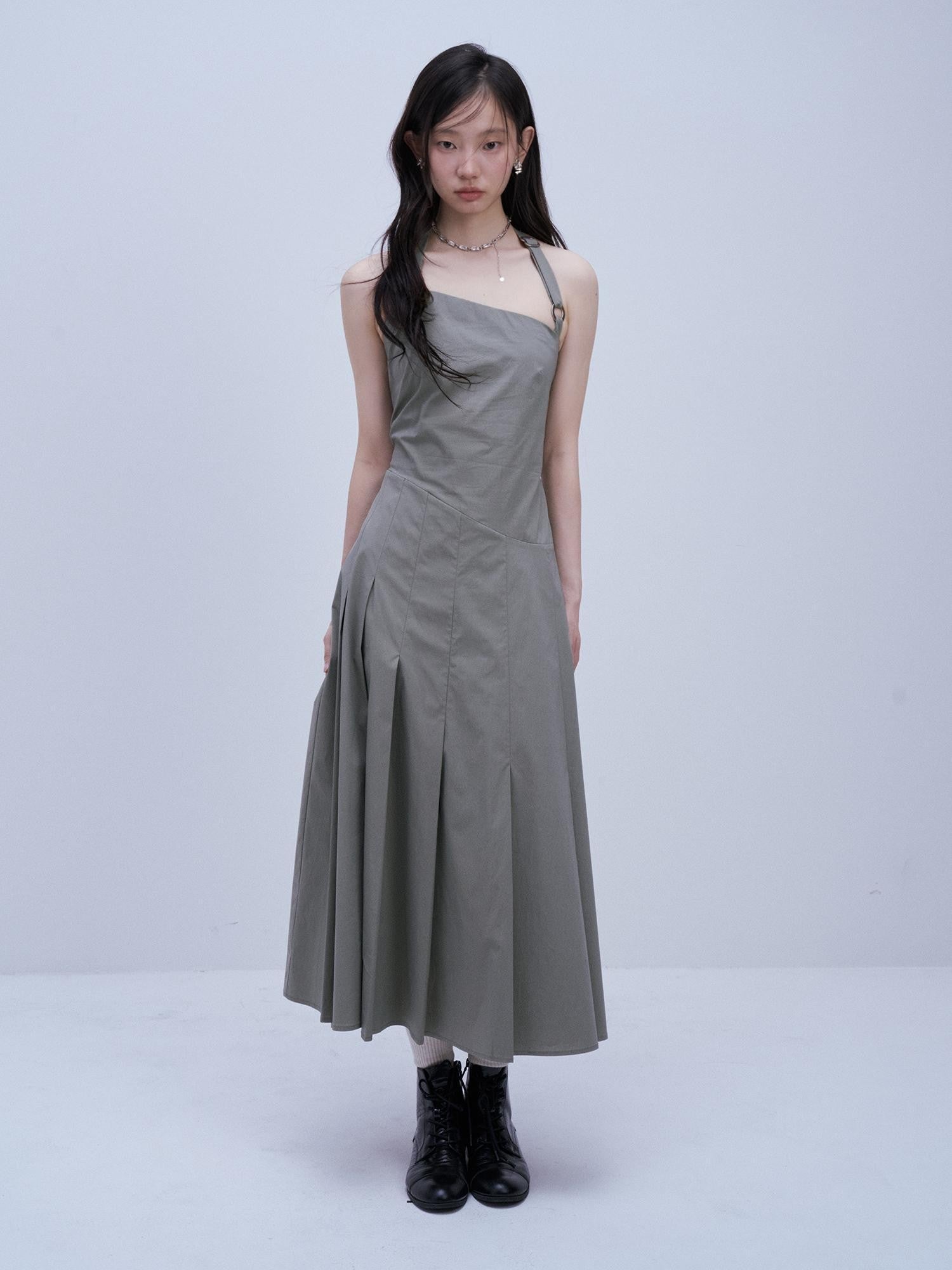 FUSSED Moss Green Asymmetrical Crinkled Pleats Women&
