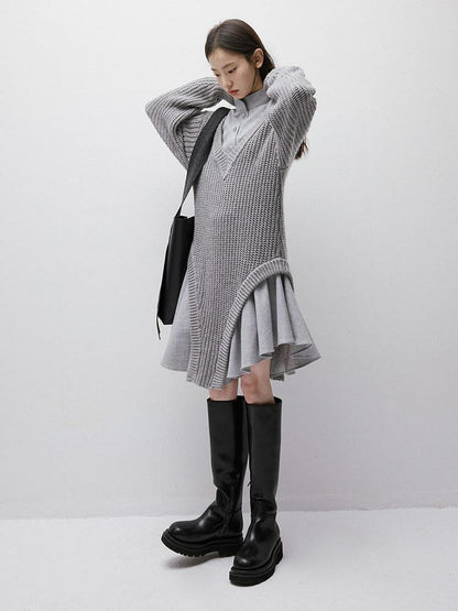 FUSSED Noise Texture Irregular Slouchy V-neck Knit Splice Women&