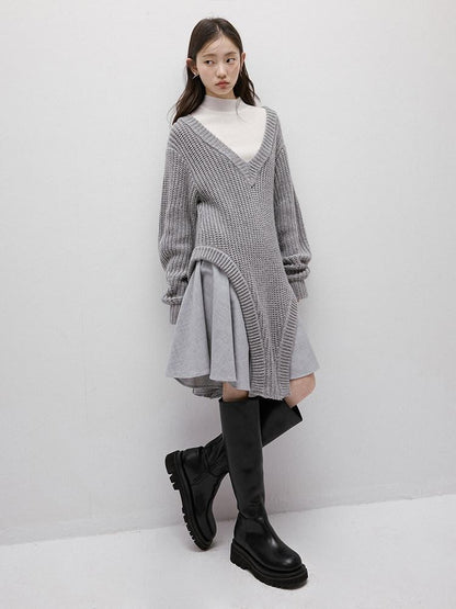 FUSSED Noise Texture Irregular Slouchy V-neck Knit Splice Women&