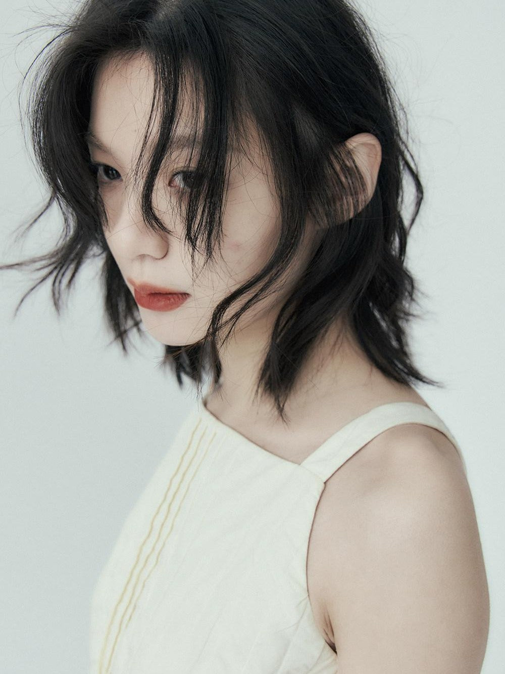 FUSSED Off White Pleated Texture Women&