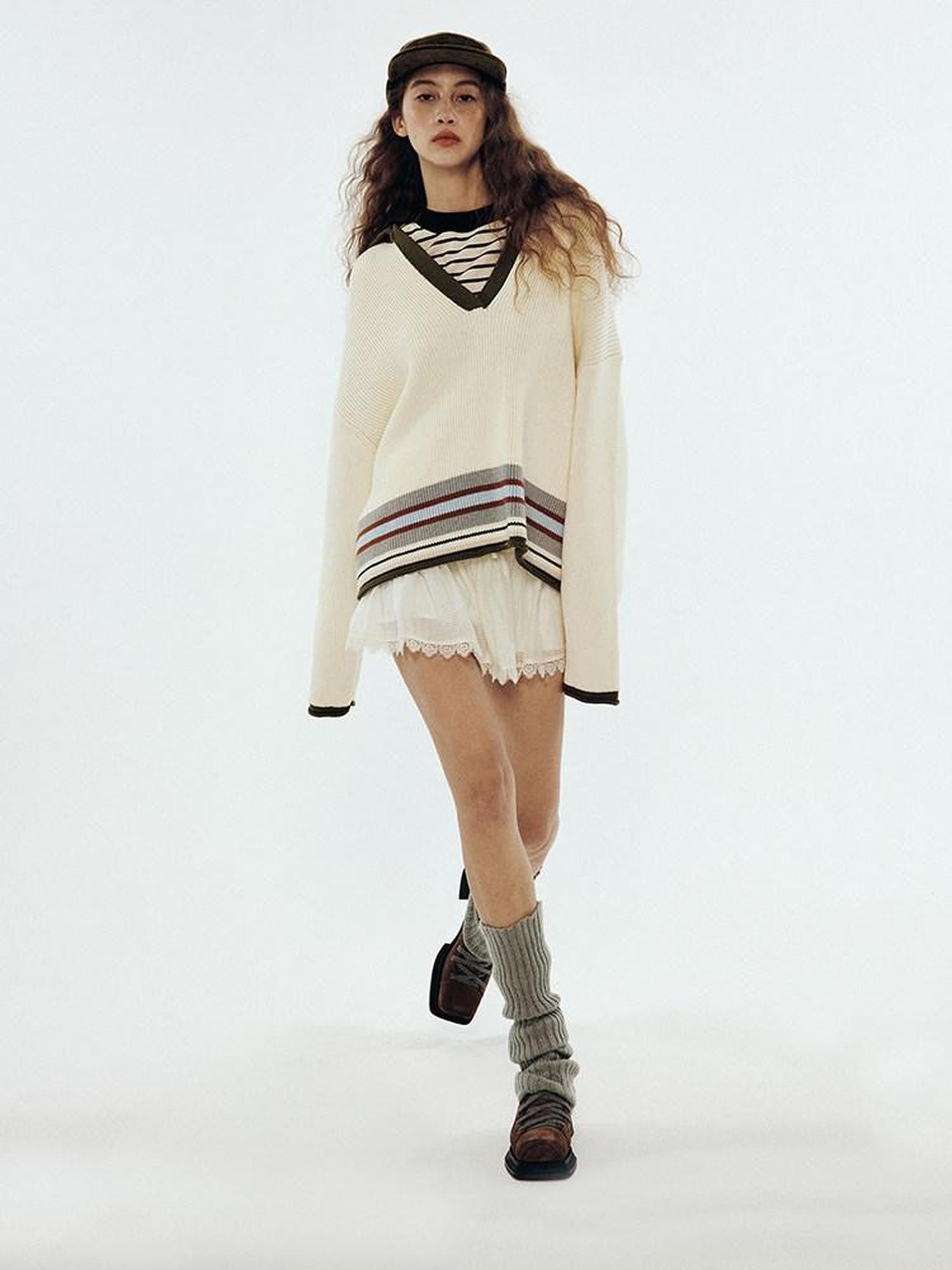 FUSSED Off White Textured Layered Short A Line Mid Waist Lined Women&