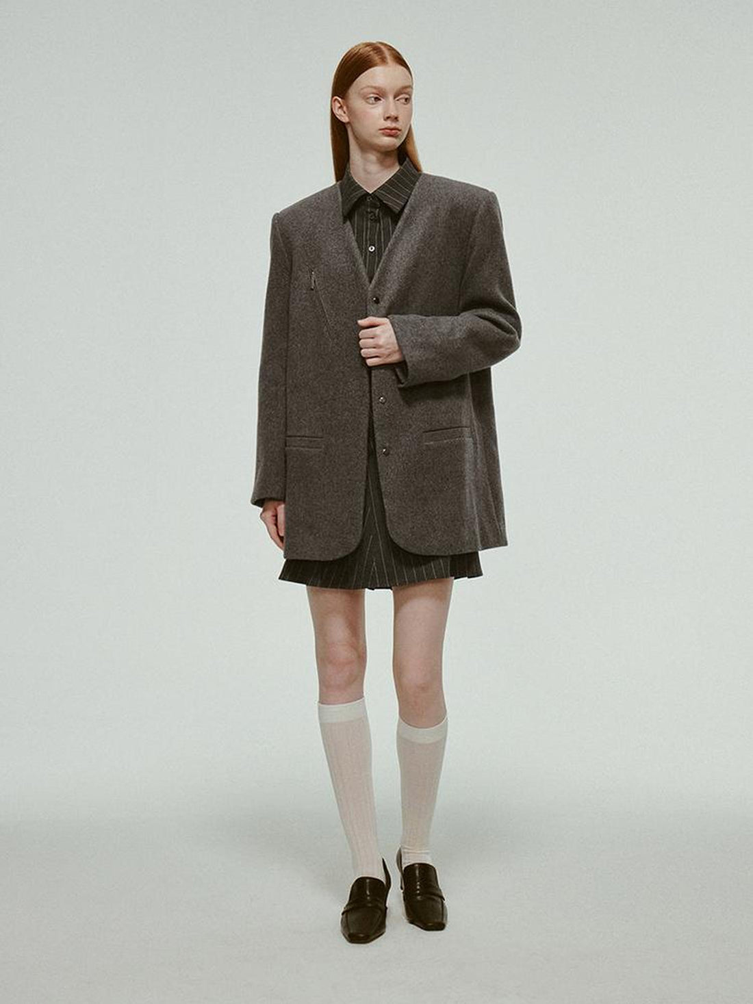 FUSSED Oversized V-Neck Wool Blend Blazer In Mercury Gray