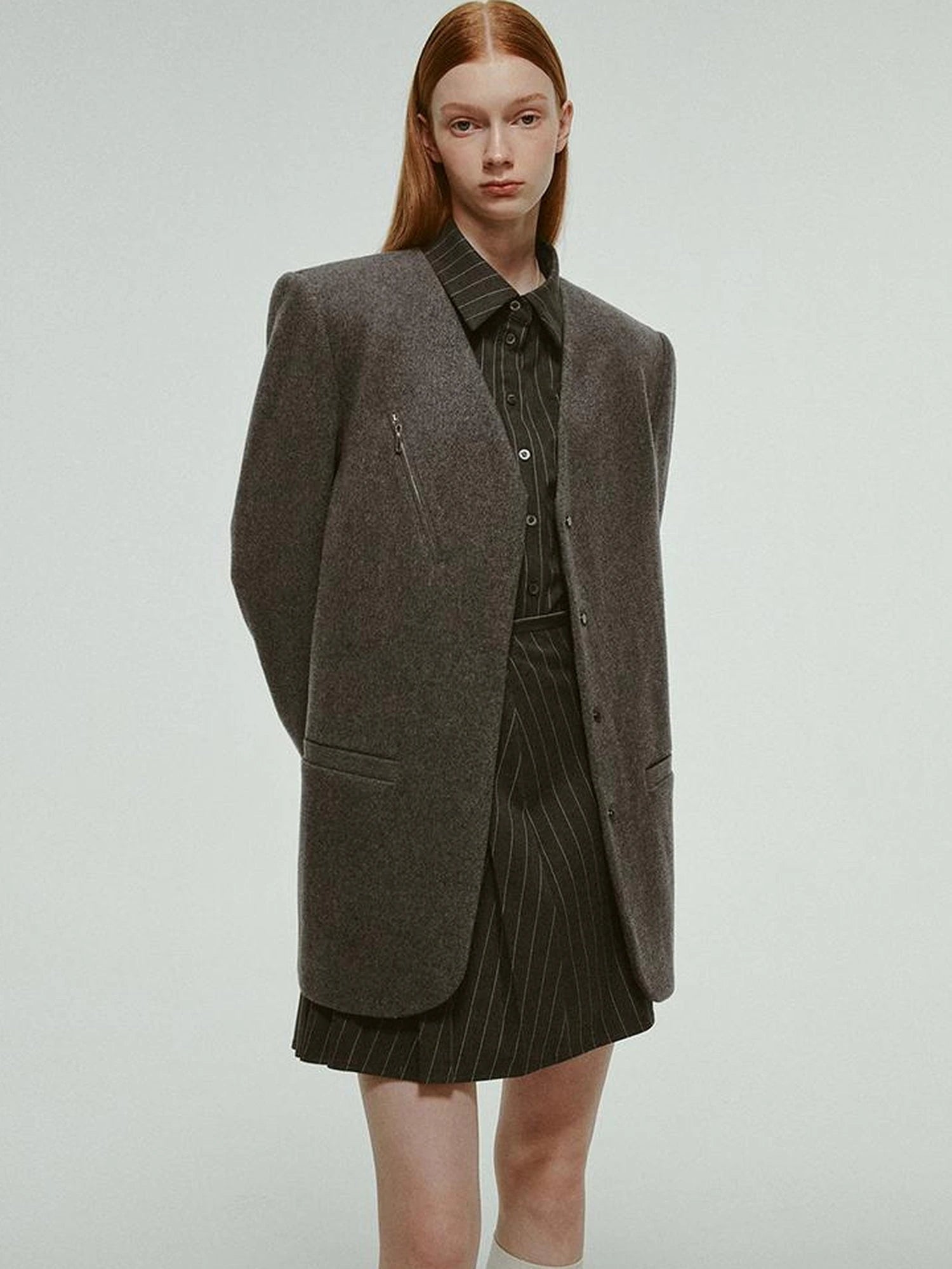 Oversized V-Neck Wool Blend Blazer In Mercury Gray