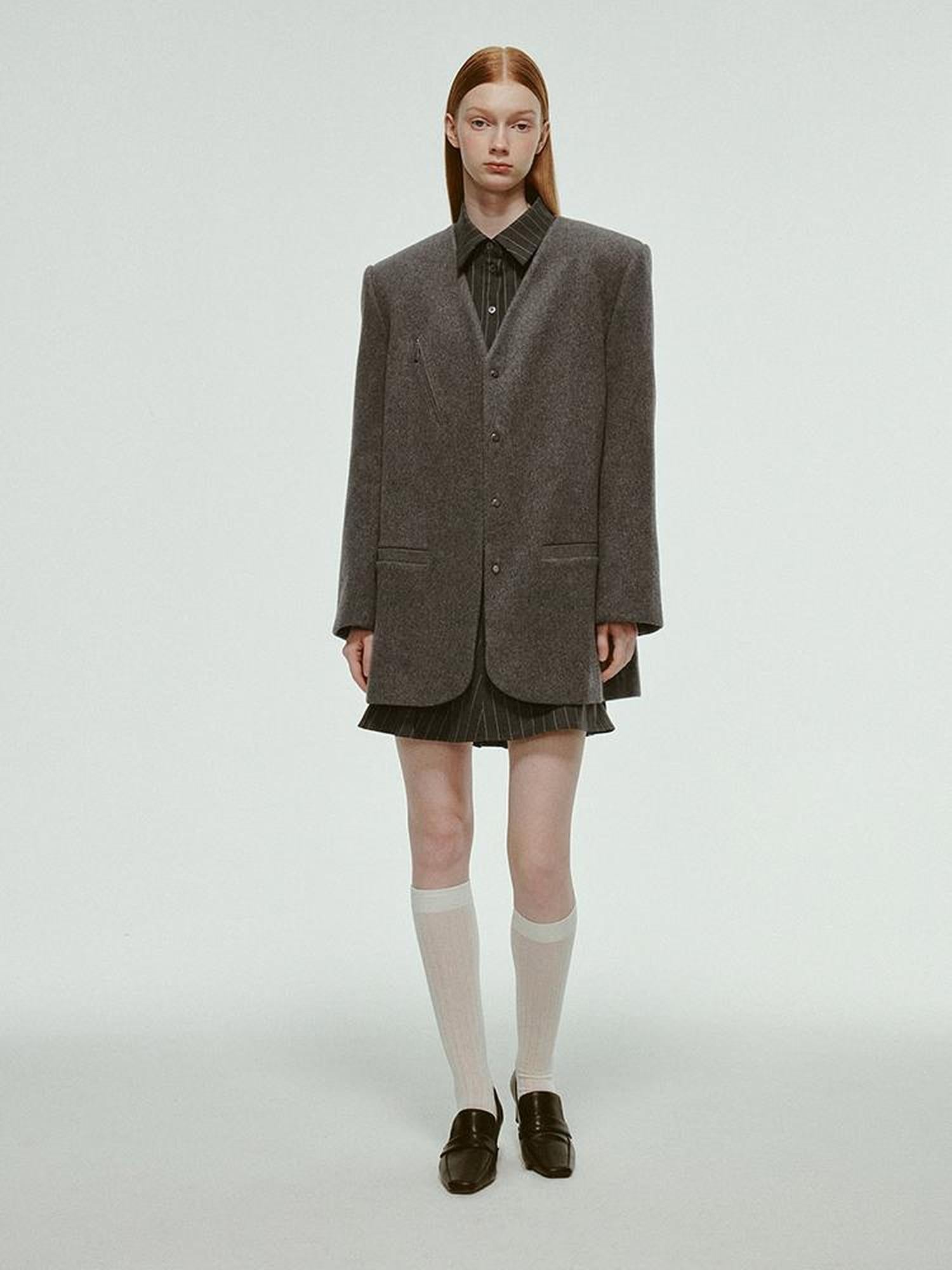 FUSSED Oversized V-Neck Wool Blend Blazer In Mercury Gray
