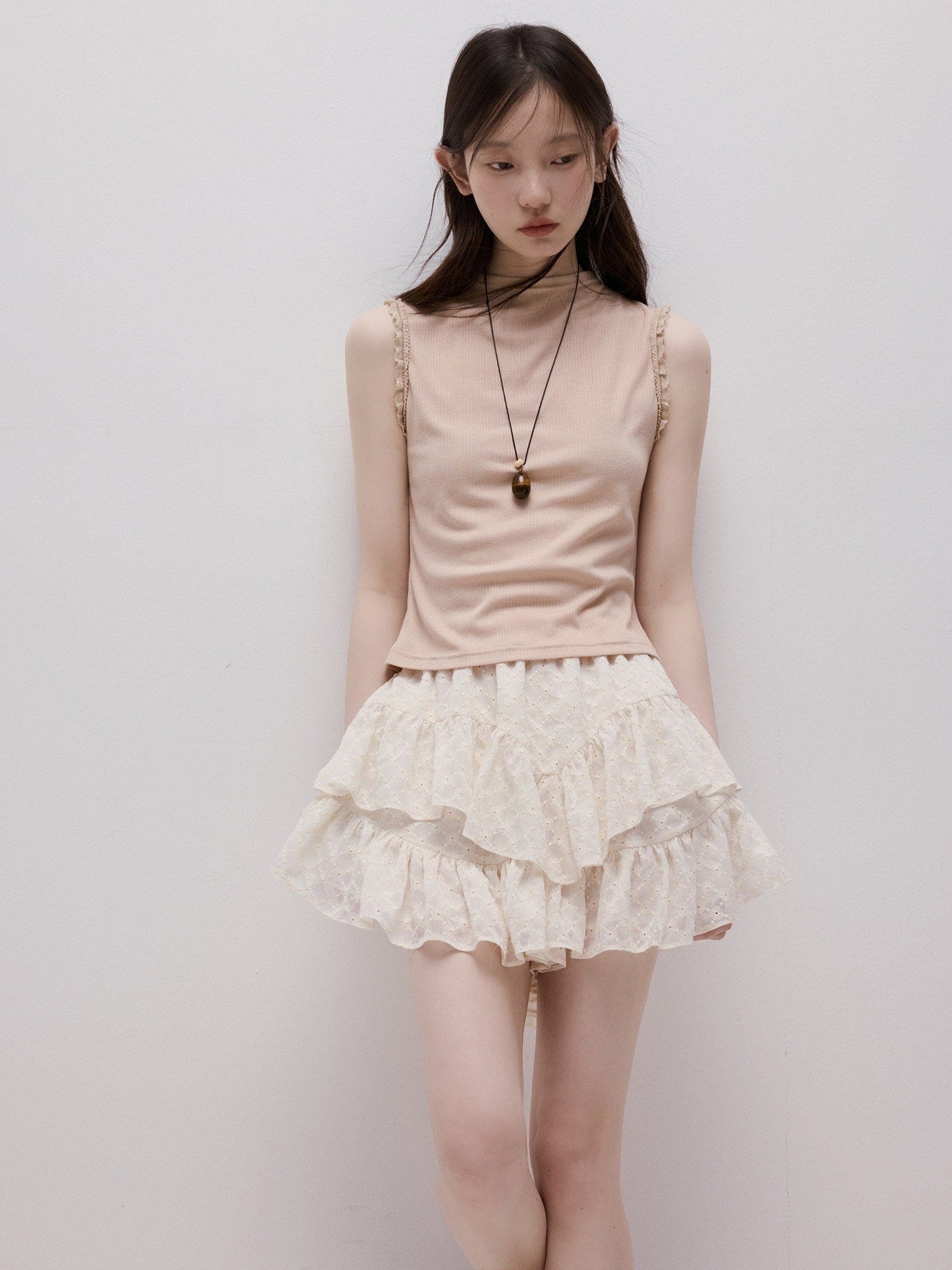 FUSSED_Pearl_White_Relief_Daisy_Embroidered_Layered_Women&