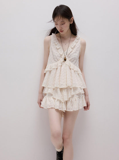FUSSED Pearl White Relief Daisy Embroidered Layered Women&