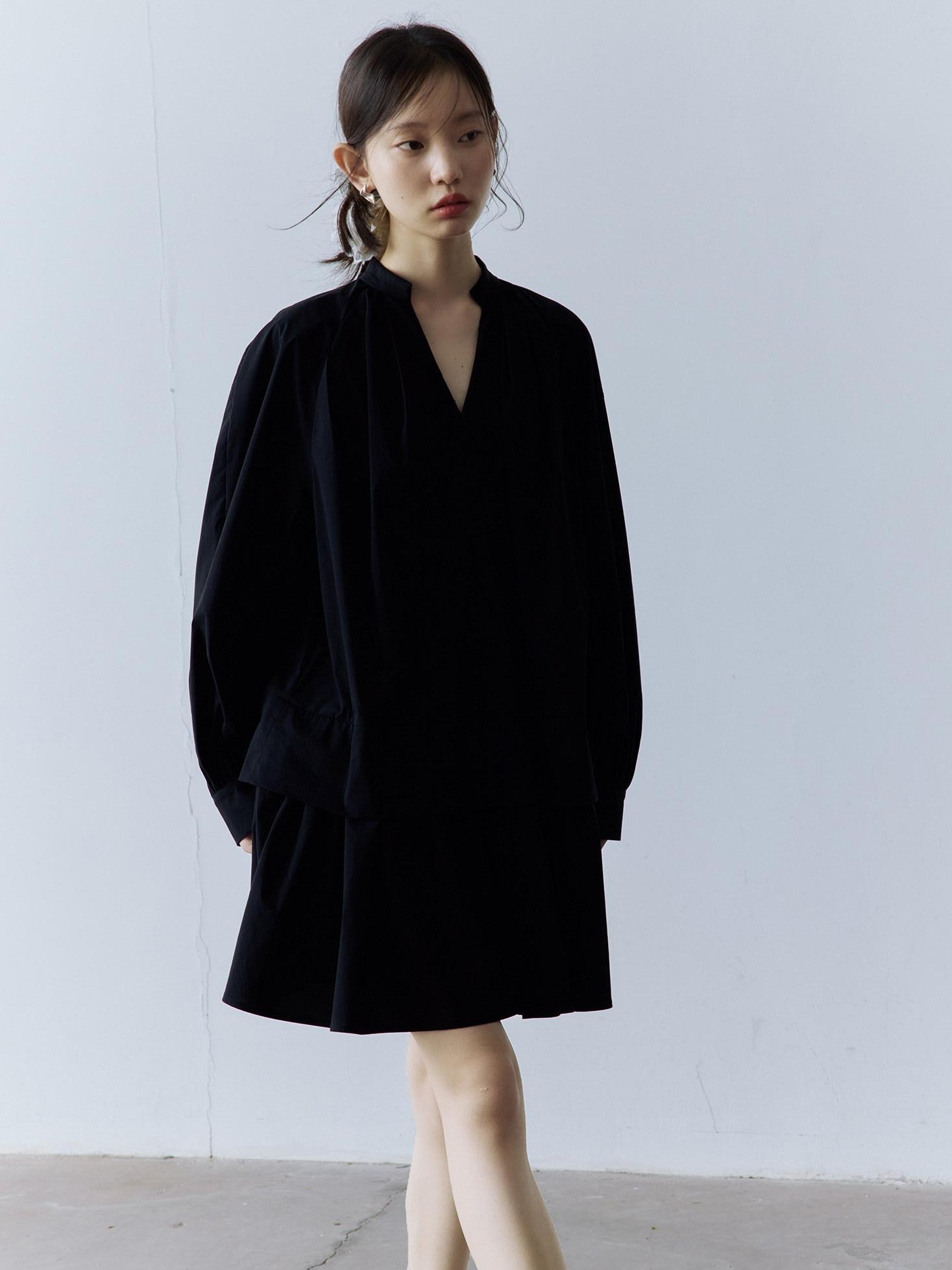 FUSSED Relaxed Layered Splice V-neck Long Sleeve Women&
