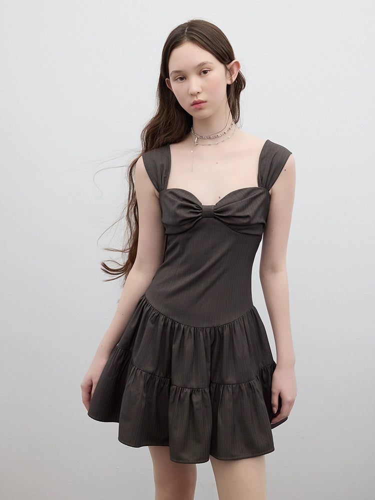 FUSSED_Retro_Ballroom_Bow_Bust_Brown_Tiered_Dress_V-Neck_T-Shirt_Long-Sleeve_MISSTT
