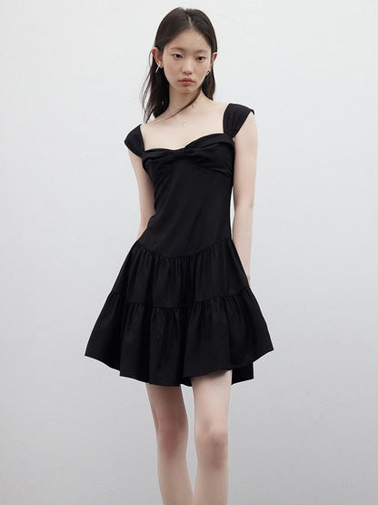 FUSSED Retro Ballroom Bow Chest Tiered A Line Women&
