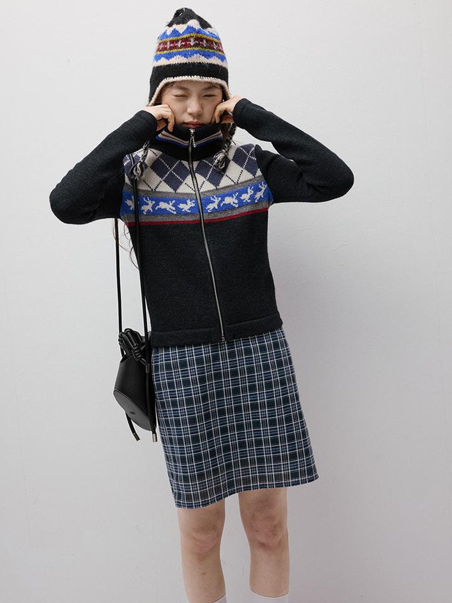 FUSSED Running Rabbits Fair Isle Six Color Jacquard Cardigan V Neck T Shirt Long Sleeve