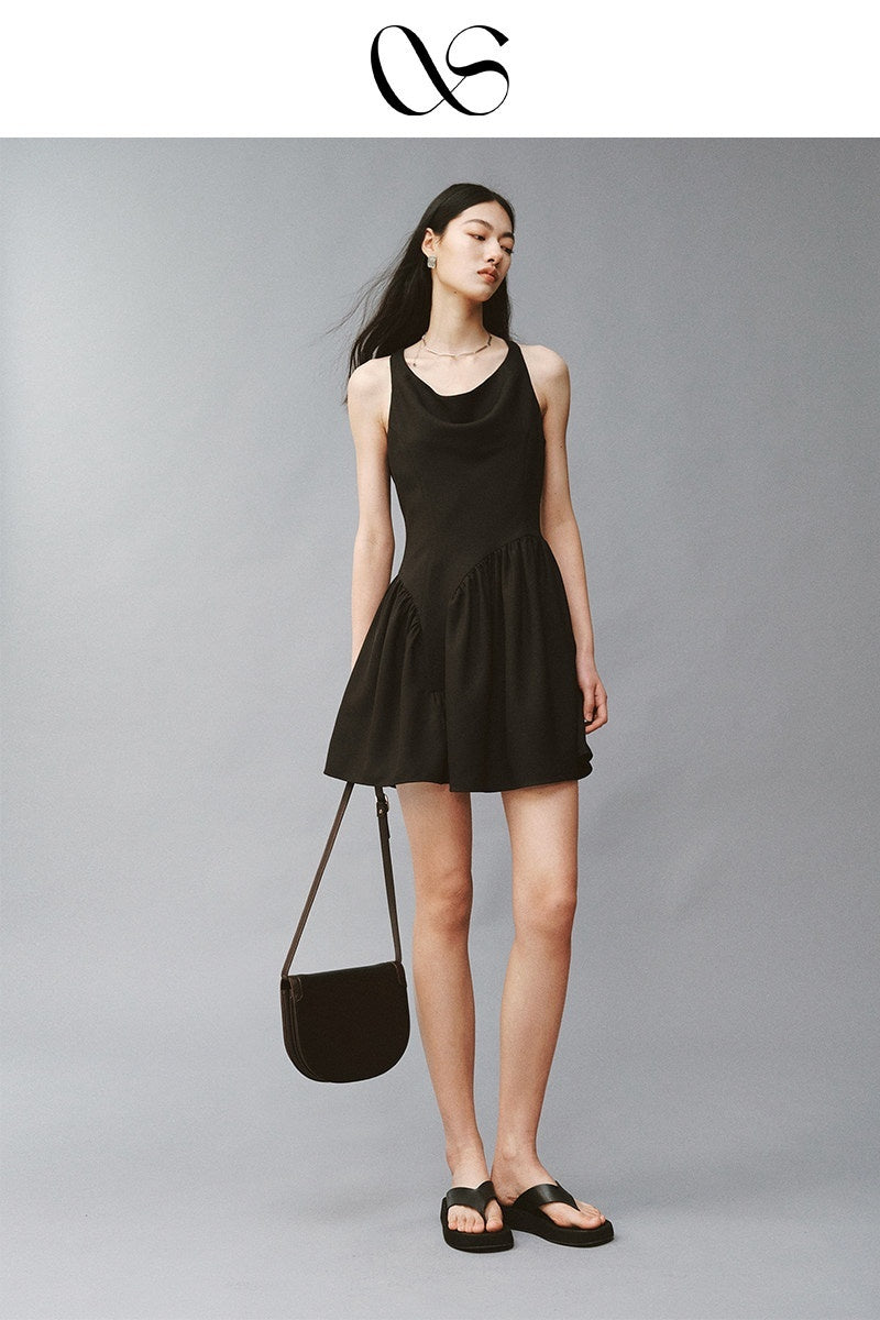 FUSSED_Serene_Black_3d_Cut_Asymmetric_Splice_Women&