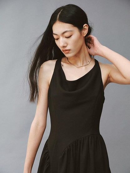 FUSSED Serene Black 3d Cut Asymmetric Splice Women&