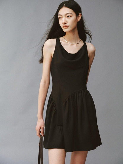 FUSSED Serene Black 3d Cut Asymmetric Splice Women&