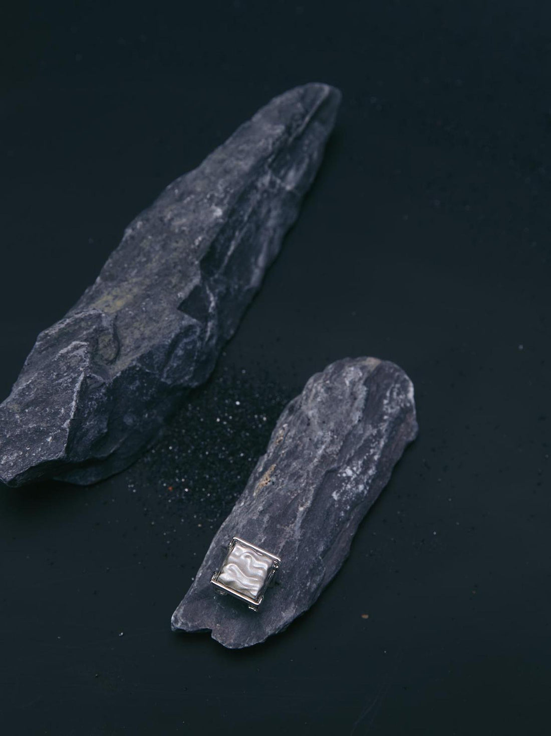 FUSSED Silver Oven Matte Square Ring