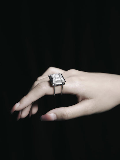 FUSSED Silver Oven Matte Square Ring