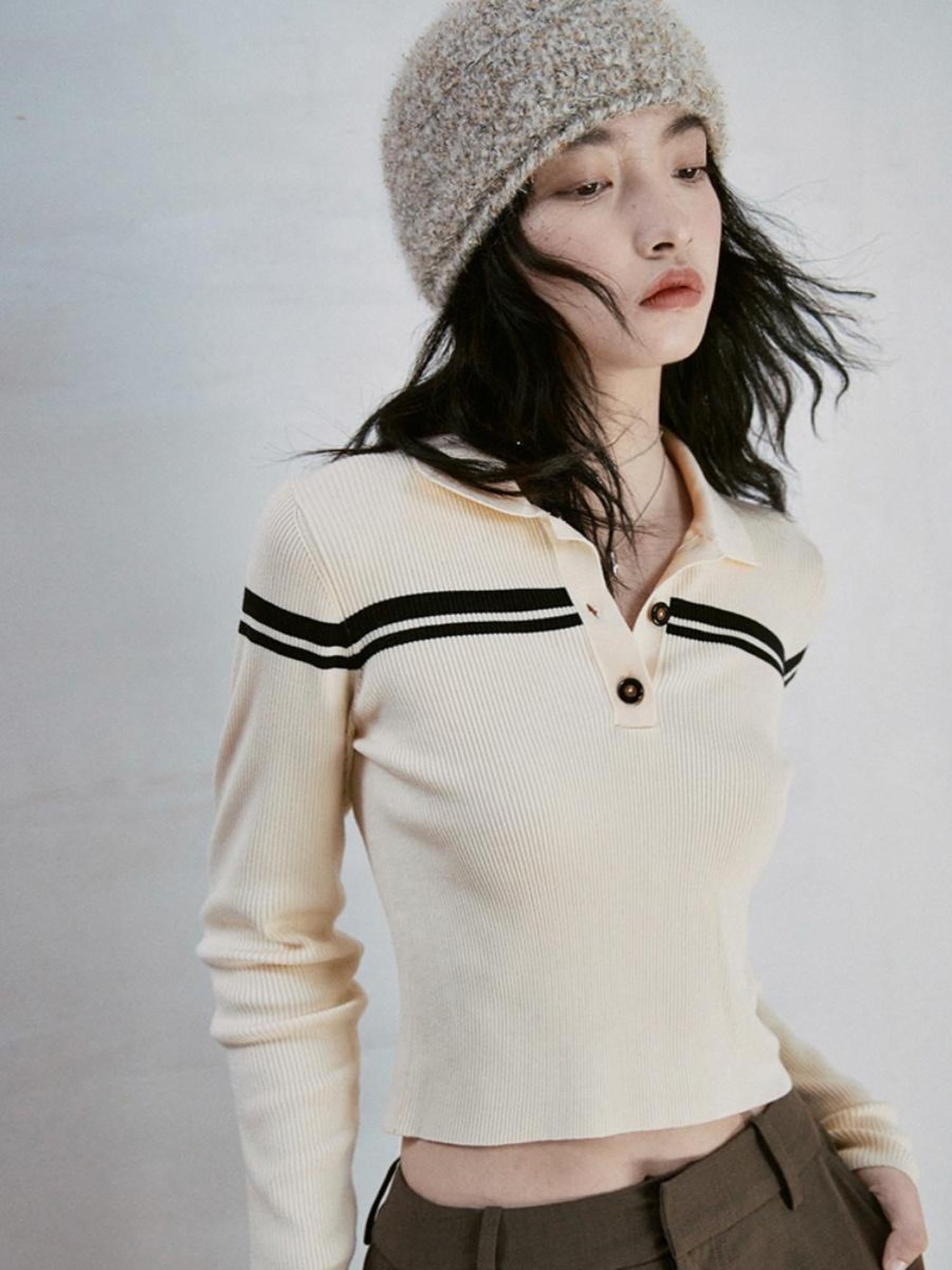 FUSSED Soft Knit Beret With Mohair Wool Blend And Colorful Yarn Detail