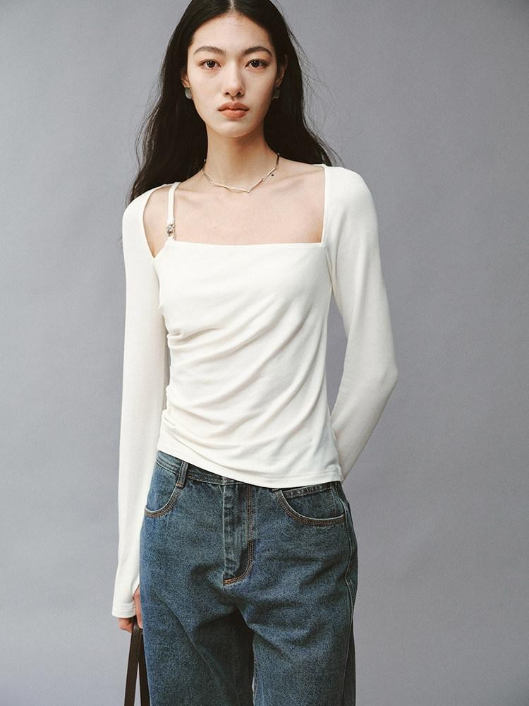 FUSSED Soft White Asymmetric Pleated Women&
