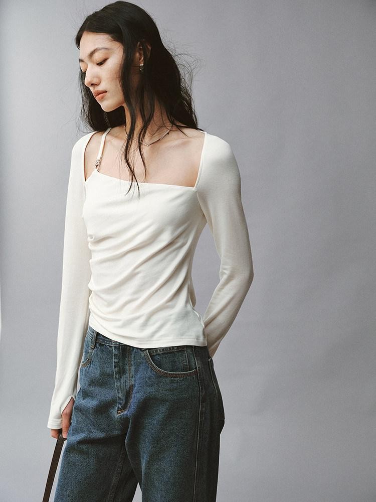 FUSSED Soft White Asymmetric Pleated Women&