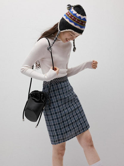 FUSSED Striped Multicolor Partial Jacquard Crochet Braided Earflap Women&