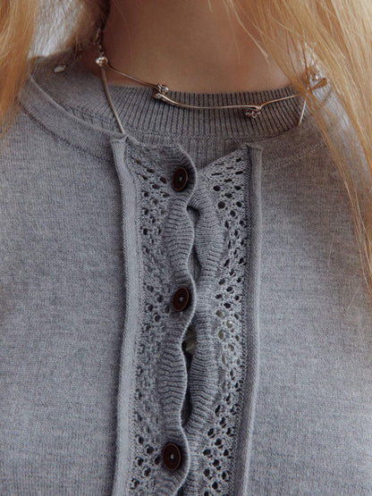 FUSSED Sweet Feminine Slim Fit Long Sleeve Round Neck Solid Pullover Women T-Shirt