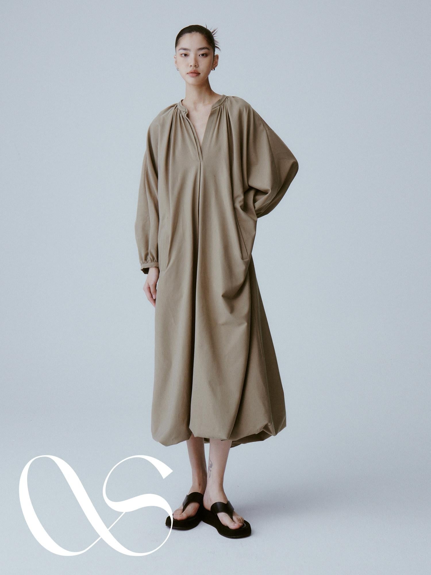 FUSSED Tea Brown Batwing Sleeve V-neck Women&